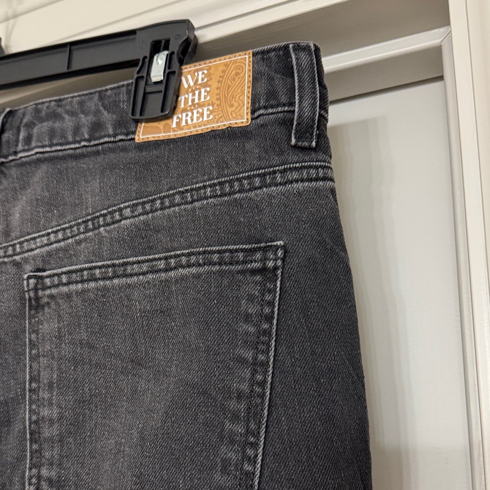 Free People Pacifica Straight-Leg Jeans - Picture 11 of 11